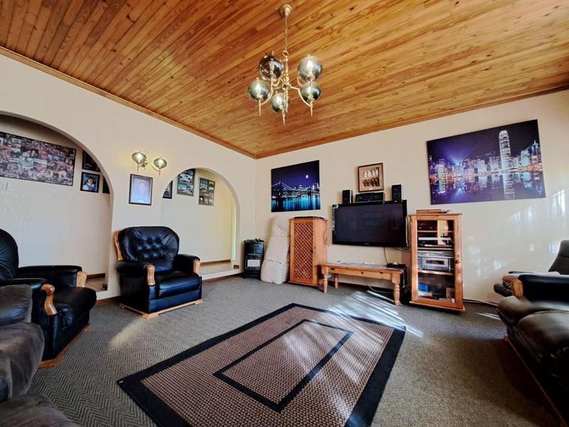 To Let 5 Bedroom Property for Rent in Potchefstroom North West